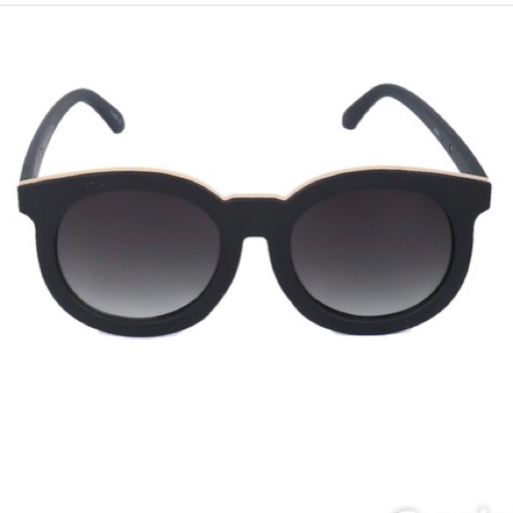 ✨LAST ONE ✨Fabulous trendy peepers sunglasses - Picture 4 of 6